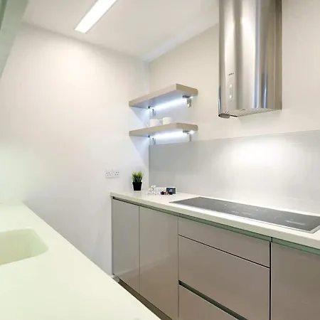 아파트 Semanito Hoffman *